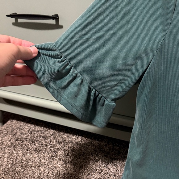 Teal Women's Top - Picture 2 of 2